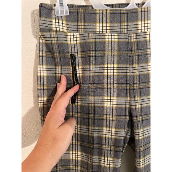 Calvin Klein Women’s Pull On Comfort Stretch Plaid Pants - Picture 3 of 11